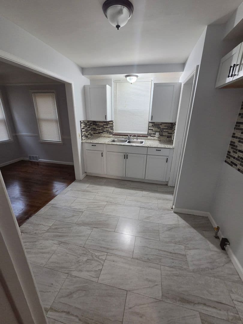 Detroit House: 11415 Bramell