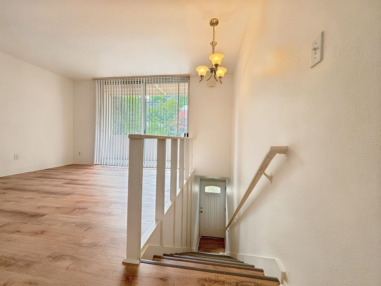 Portland Apartment: 1531-1533 SW Harrison St.