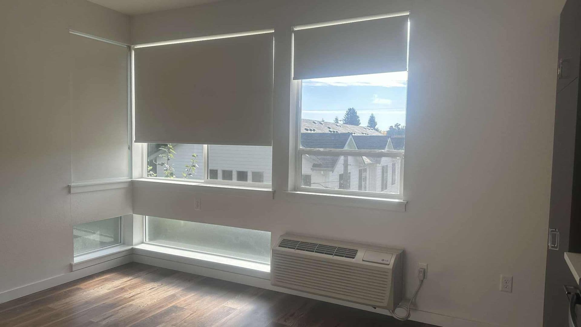 Portland Apartment: 7424 N. St. Louis Ave.
