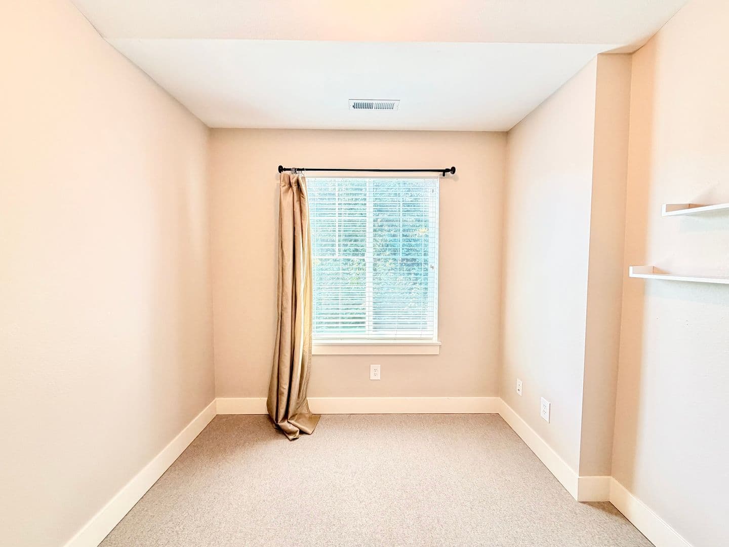Tigard Townhome: 11488 SW Lomax Ter.