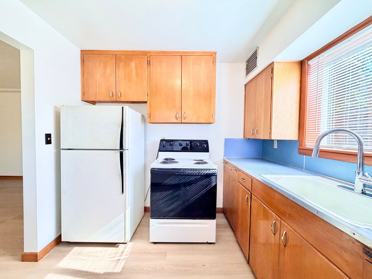 Portland Apartment: 3814-20 SE Francis Street