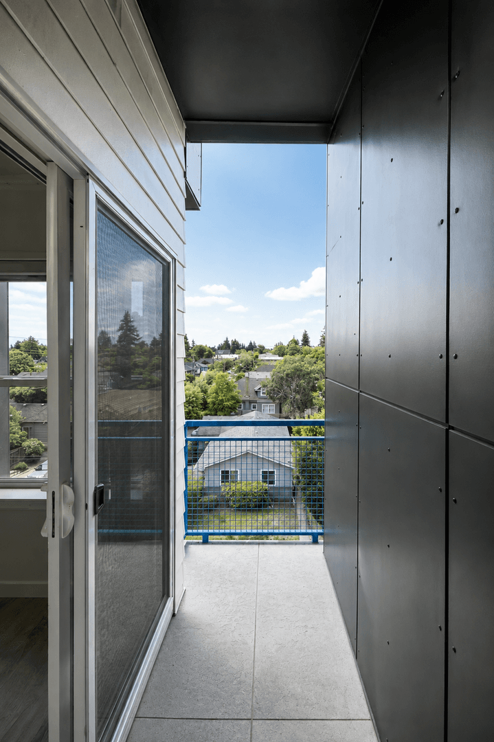 Portland Apartment: 2465 NE Alberta St.