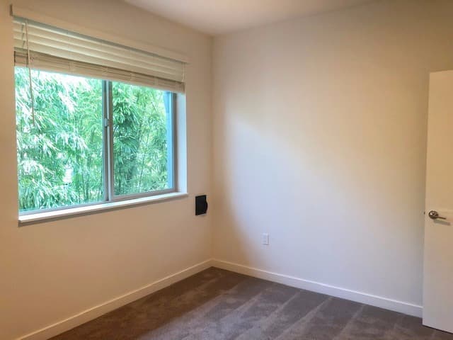 Portland Apartment: 9525 N. Lombard St.