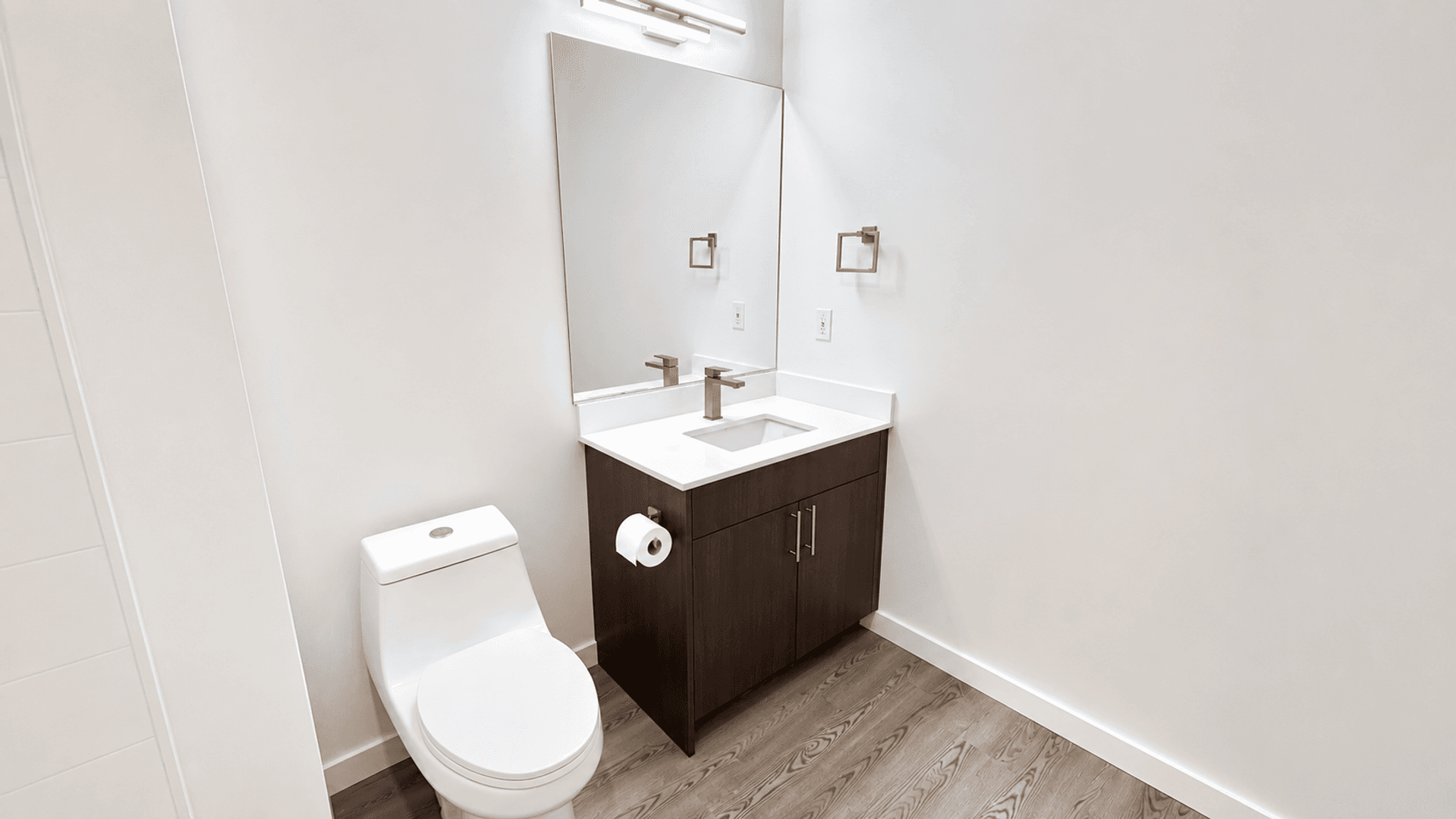 Portland Apartment: 232 NE 61st Ave.
