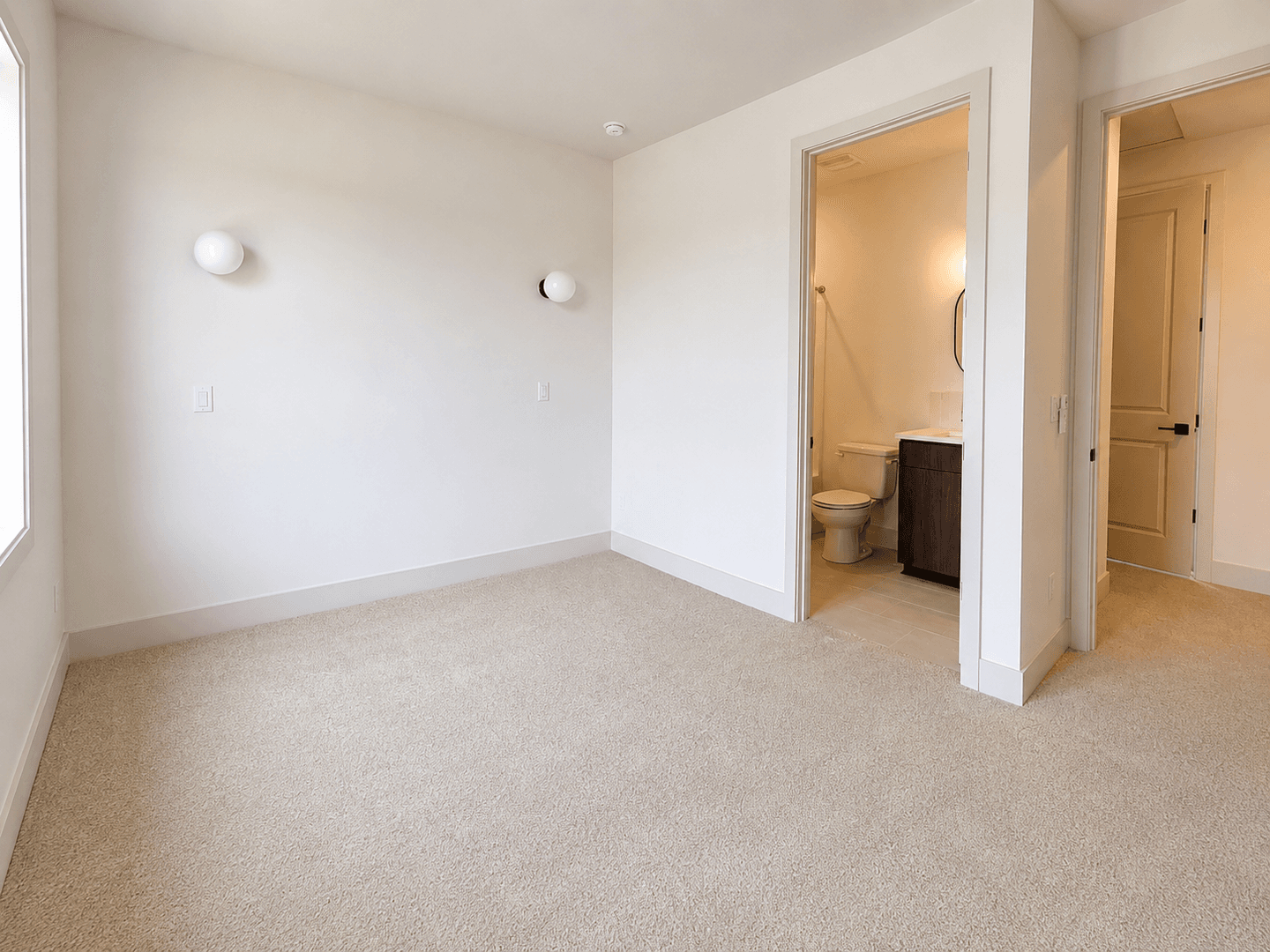 Portland Apartment: 7819-7825 SE Tolman St.