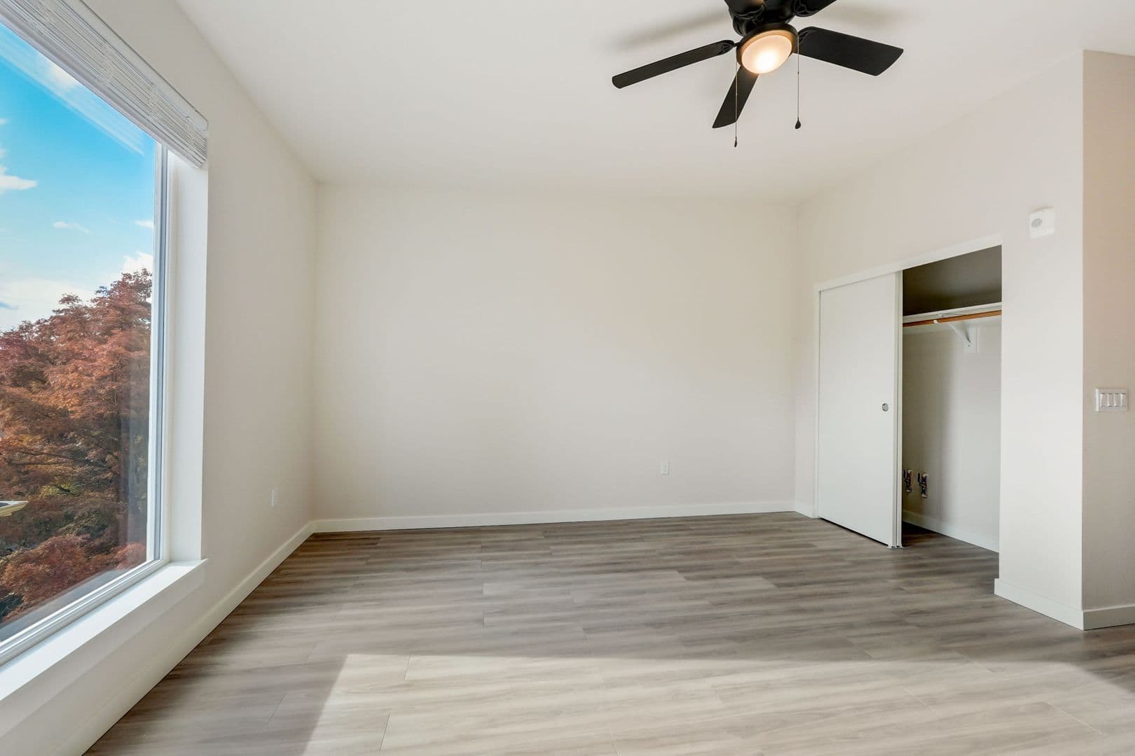 Portland Apartment: 4738 SE Belmont St