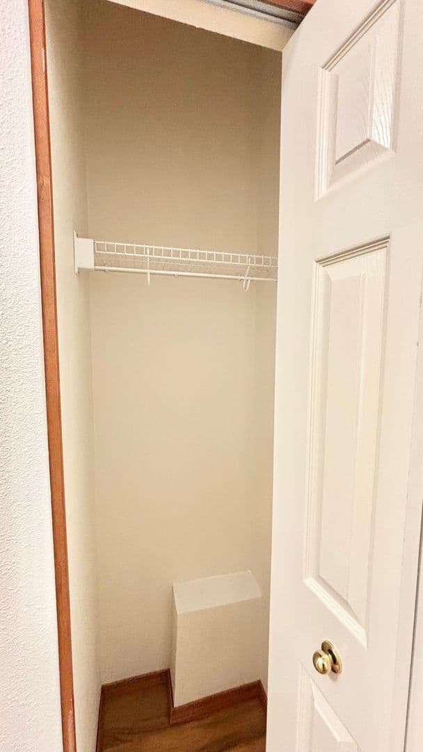 Portland Apartment: 512-528 S. Nebraska St.