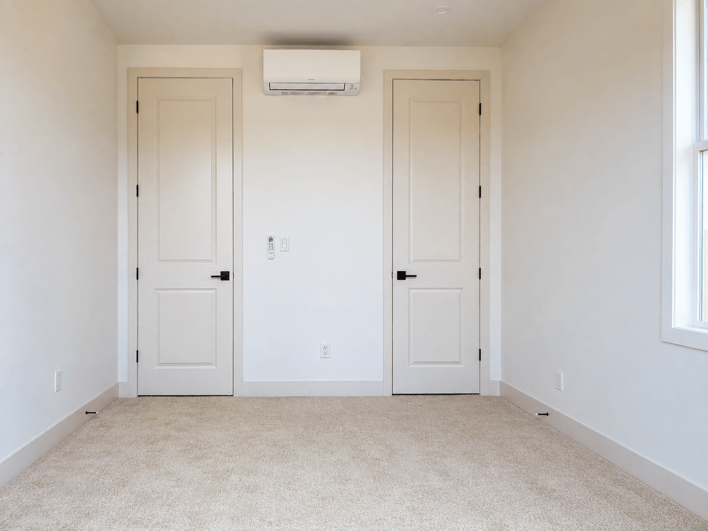 Portland Apartment: 7819-7825 SE Tolman St.