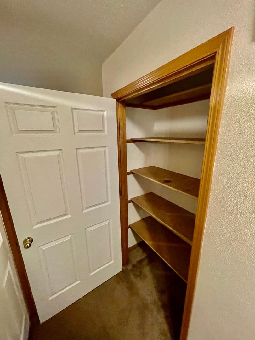 Portland Apartment: 3410-3414 SE 143rd Ave
