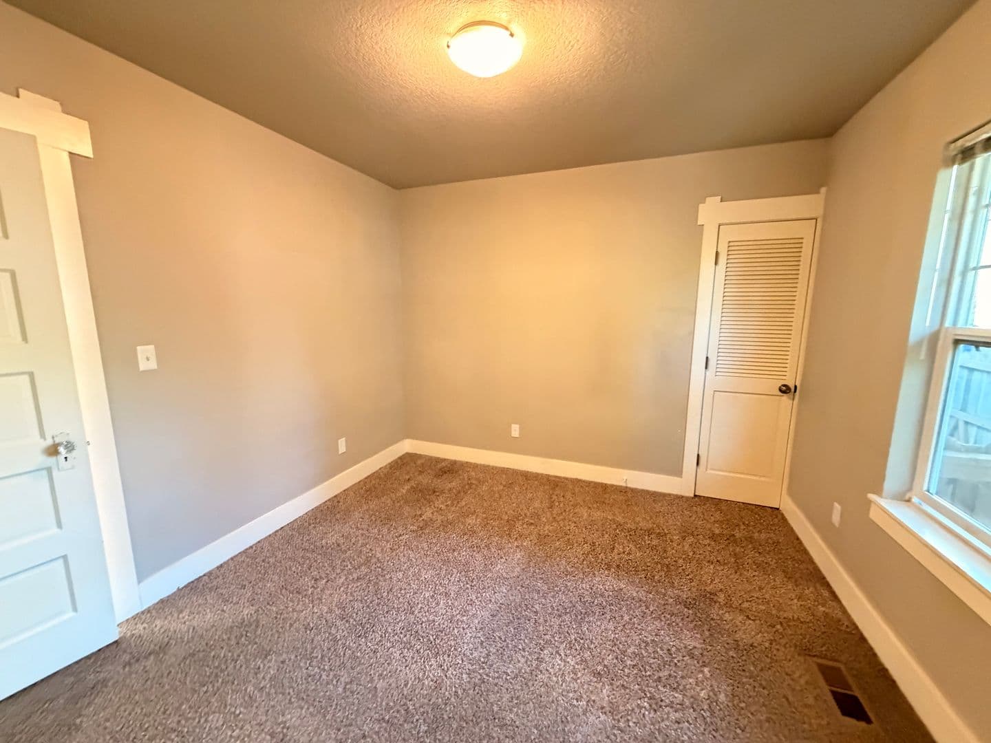 Portland House: 6822 S. Virginia Ave.