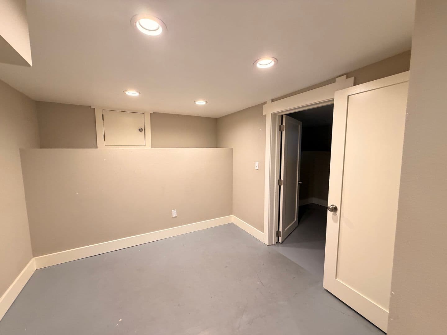 Portland House: 6822 S. Virginia Ave.
