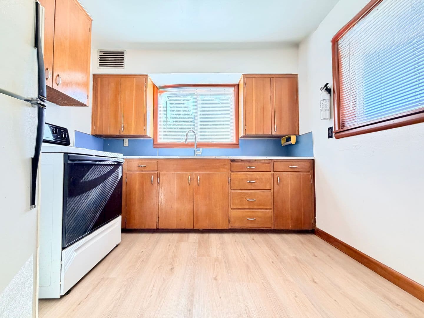Portland Apartment: 3814-20 SE Francis Street