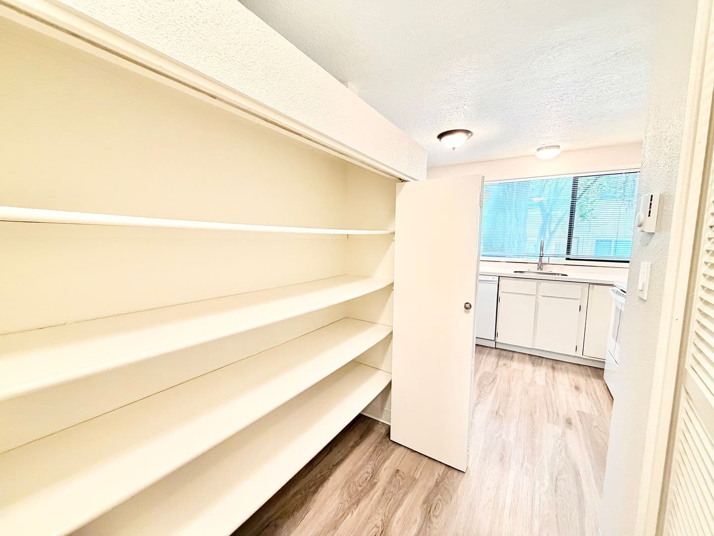 Lake Oswego Apartment: 6951-6957 Montauk Circle