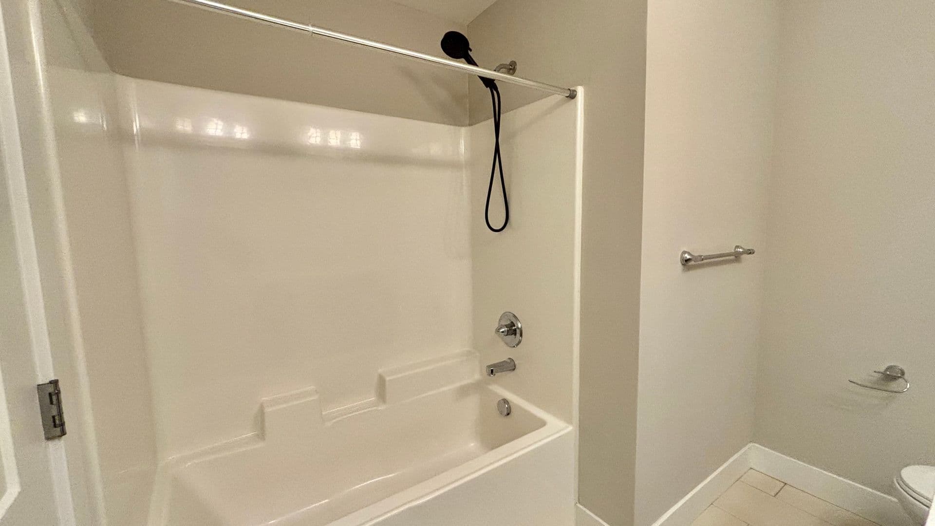 Portland Apartment: 3572-3588 NE Garfield Avenue