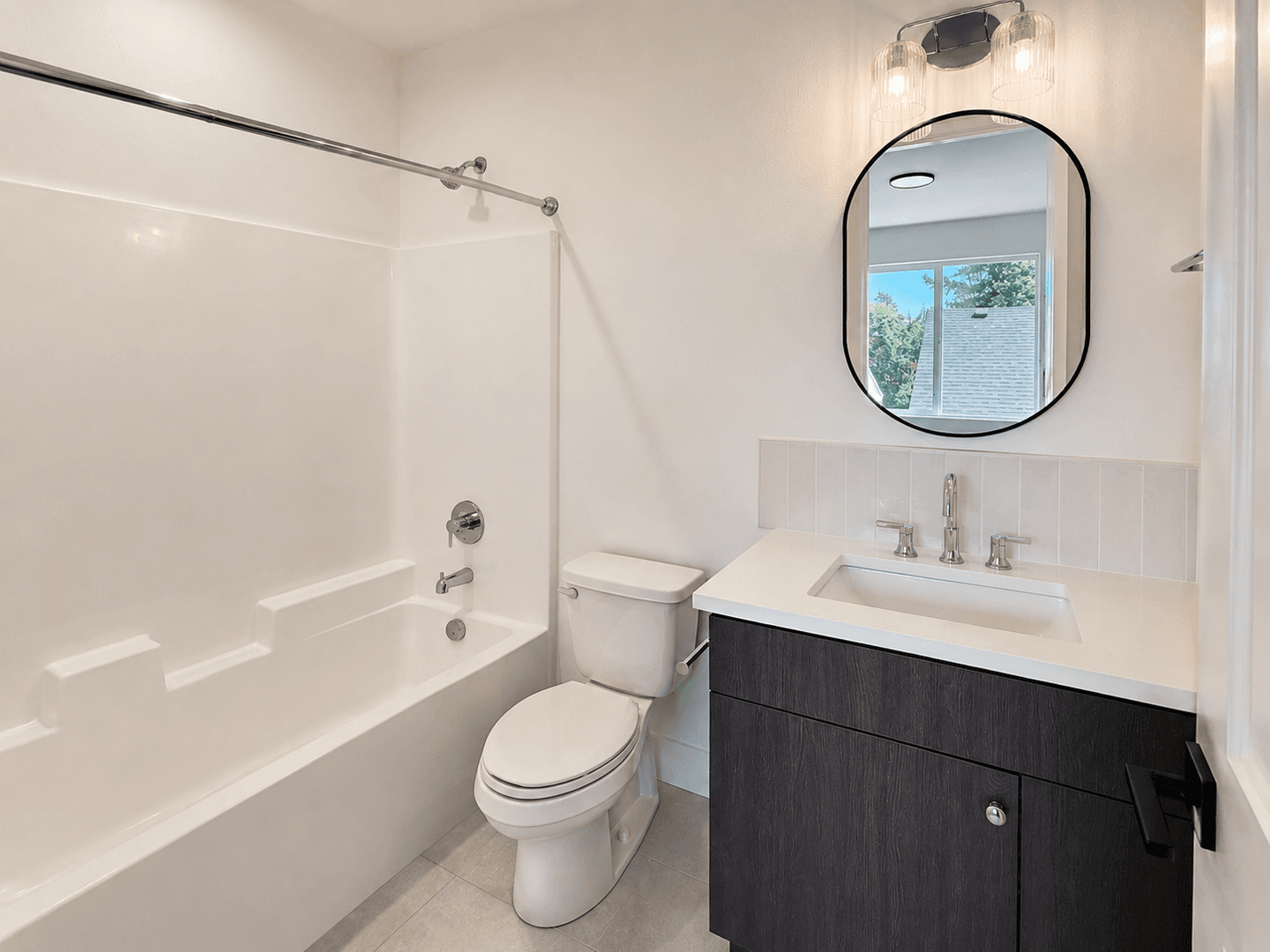 Portland Apartment: 7819-7825 SE Tolman St.