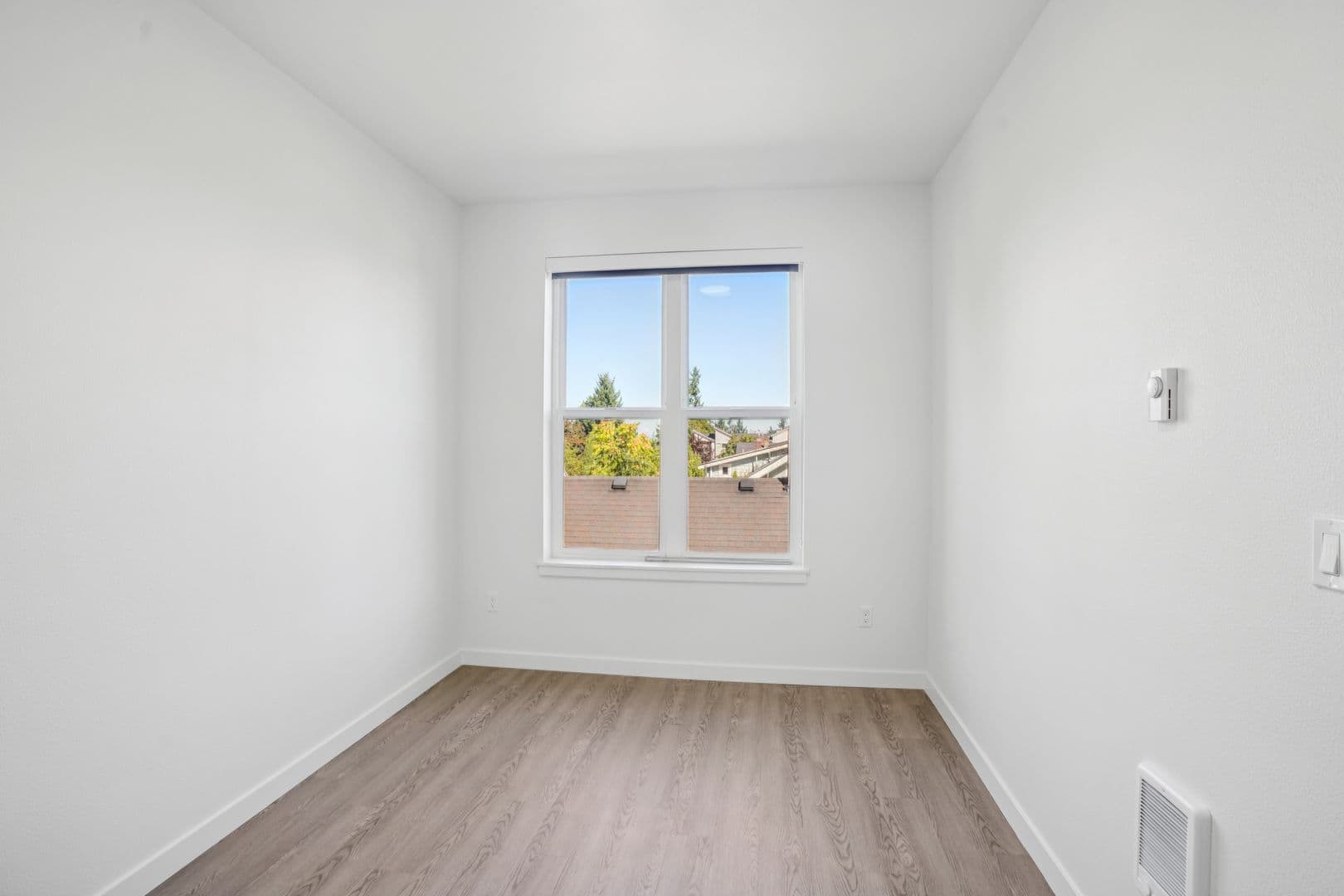 Portland Apartment: 2465 NE Alberta St.
