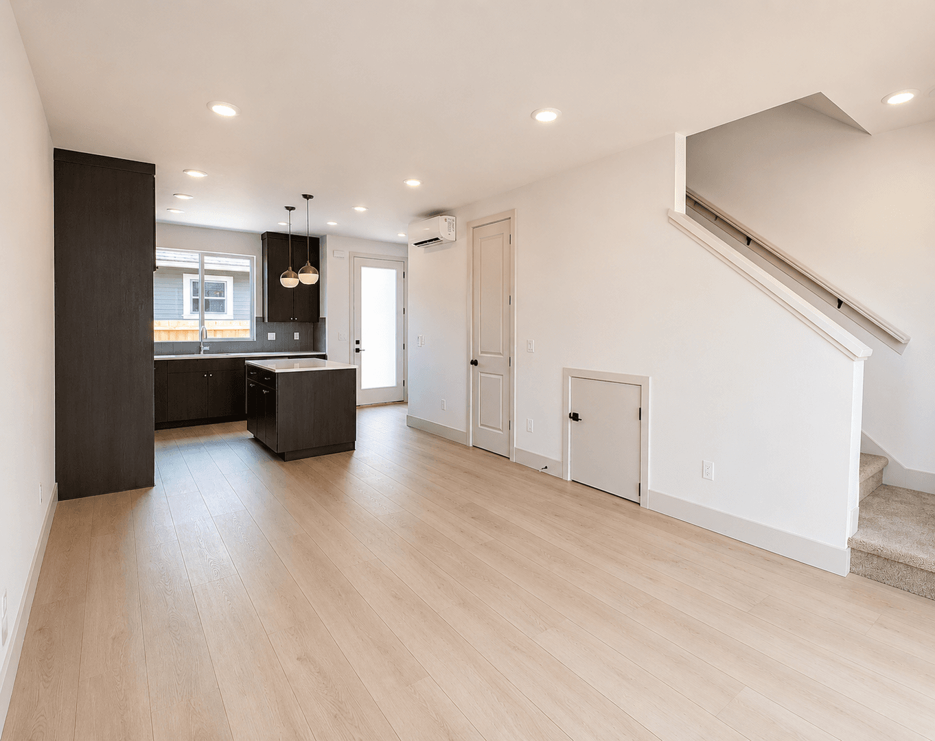 Portland Apartment: 7819-7825 SE Tolman St.