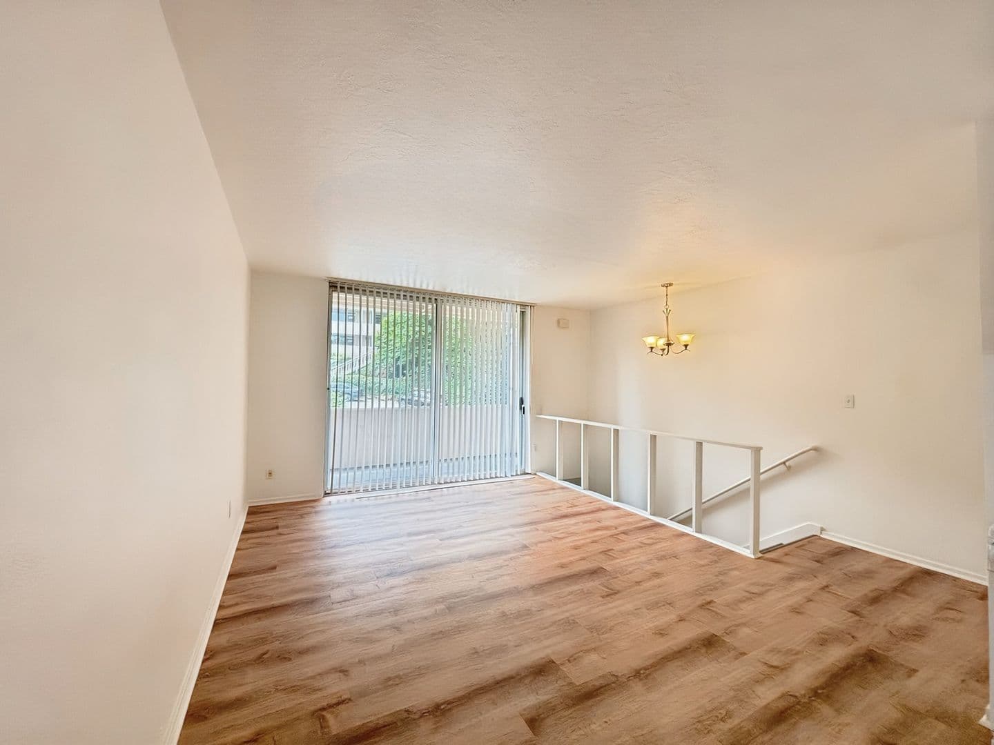 Portland Apartment: 1531-1533 SW Harrison St.
