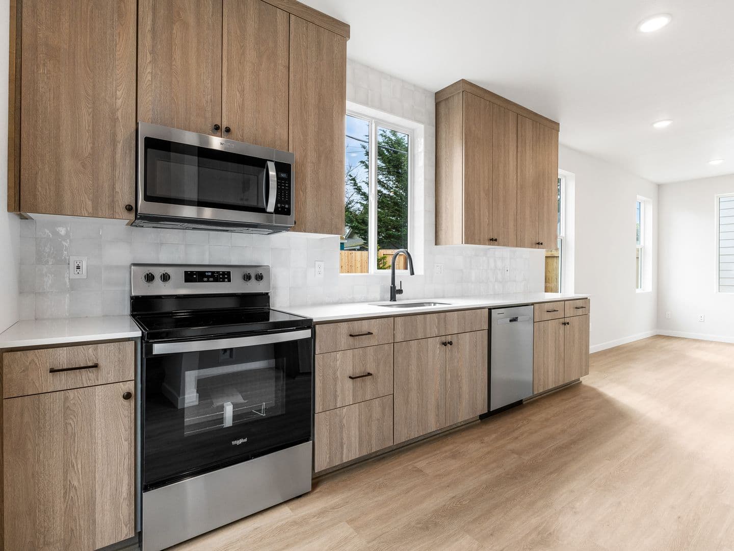 Portland Apartment: 4822 SE 62nd Ave.