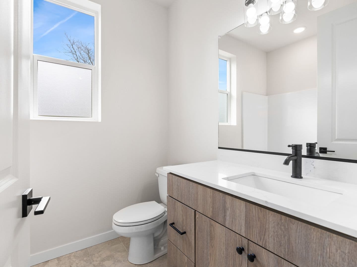 Portland Apartment: 4822 SE 62nd Ave.