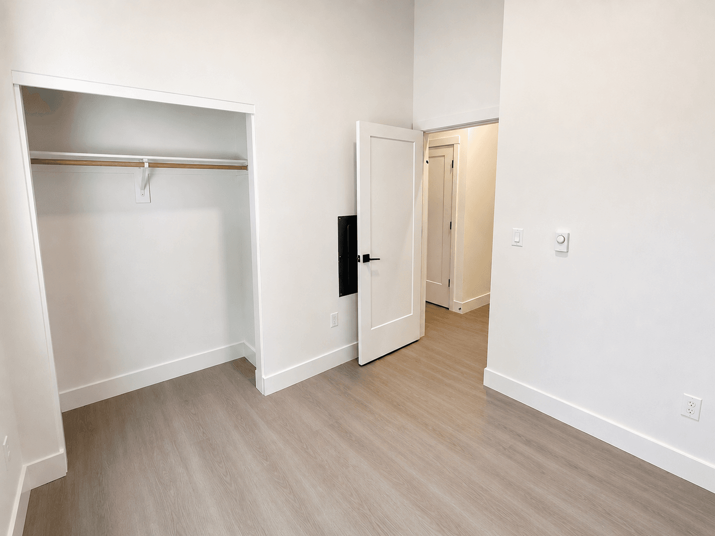 Portland Apartment: 2465 NE Alberta St.