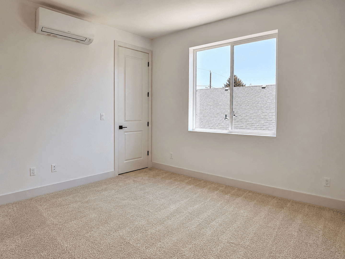 Portland Apartment: 7819-7825 SE Tolman St.