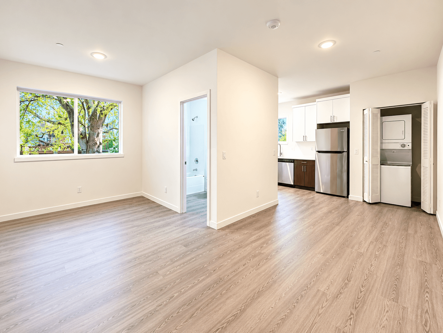 Portland Apartment: 232 NE 61st Ave.