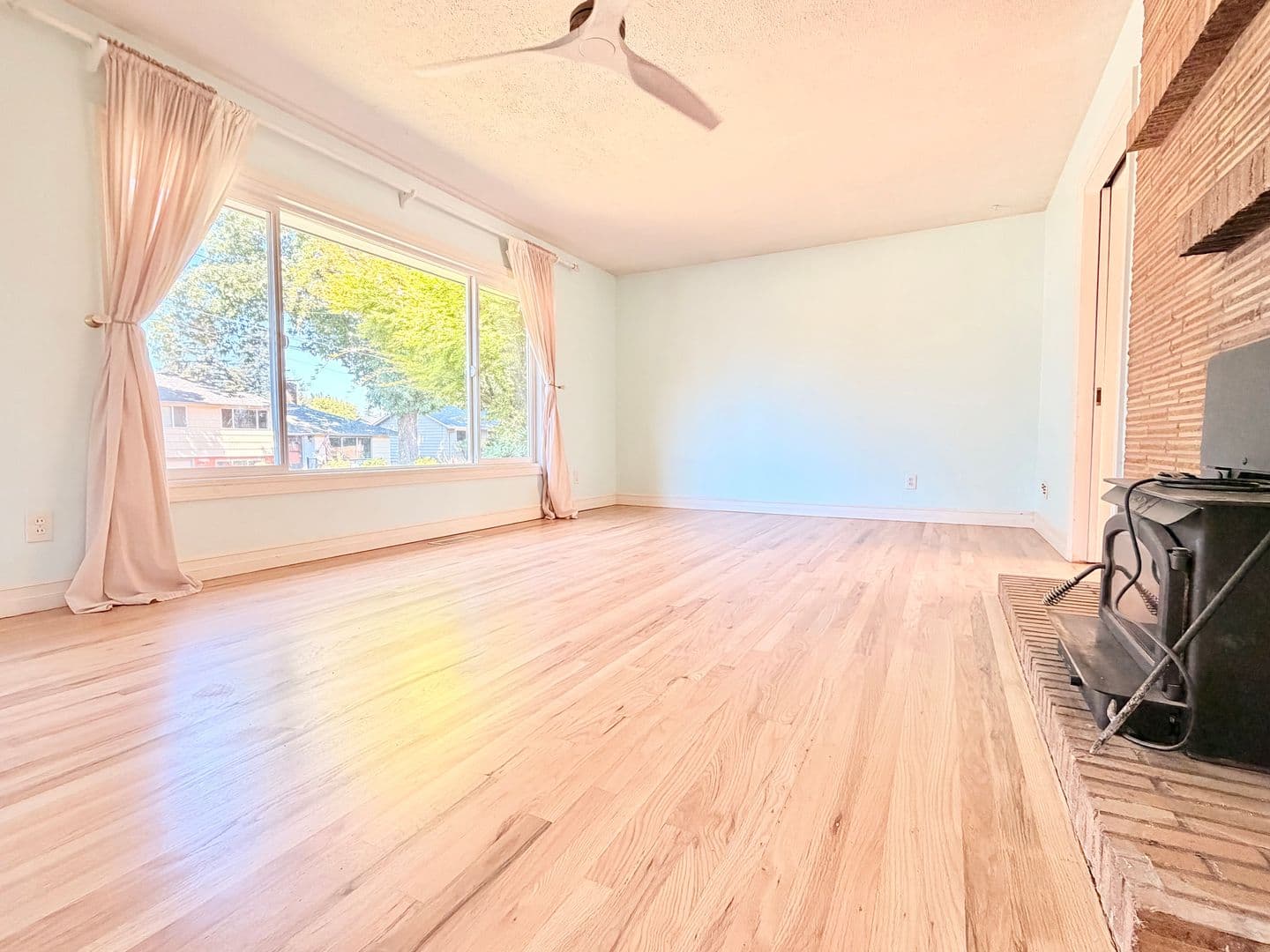 Milwaukie House: 3238 SE Silver Springs Rd.