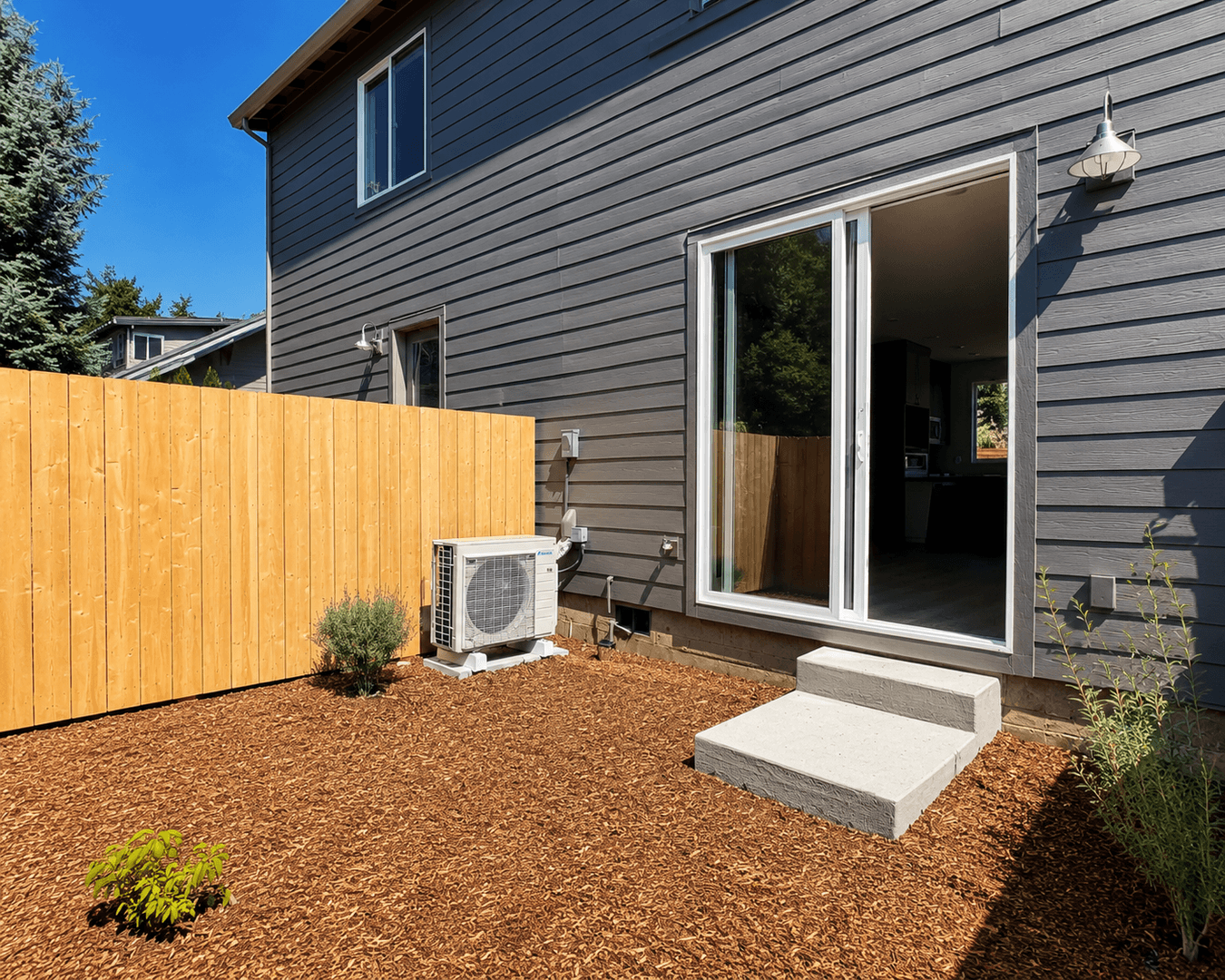 Portland Apartment: 7819-7825 SE Tolman St.