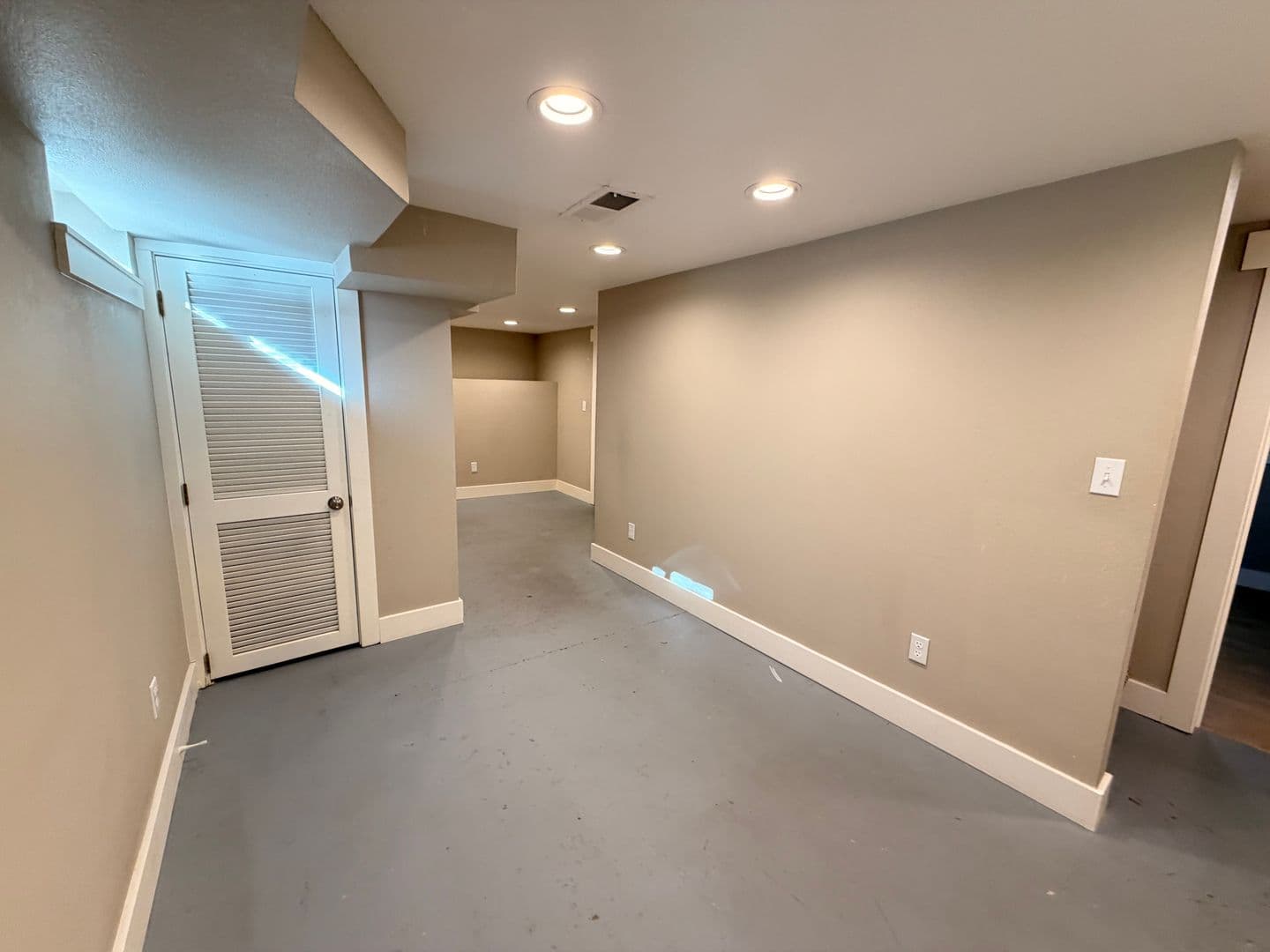 Portland House: 6822 S. Virginia Ave.