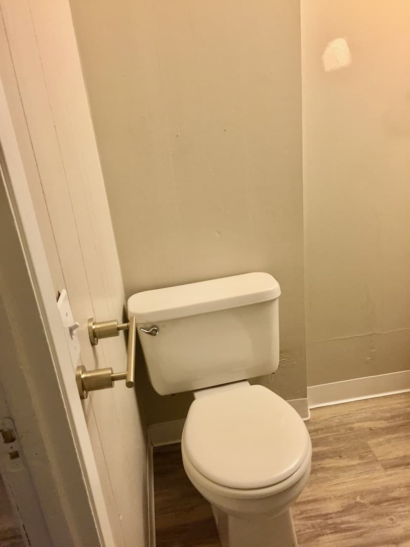 Portland Apartment: 1942 NW Pettygrove St.