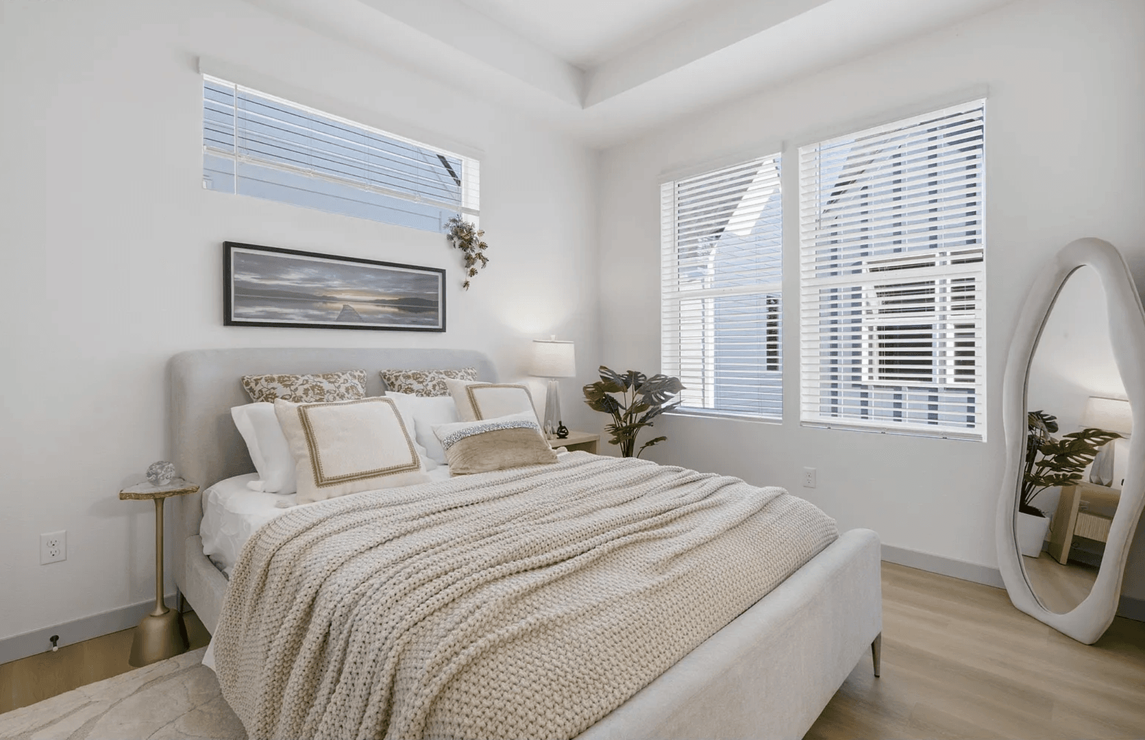 Portland Apartment: 7057 SE 60th Ave.