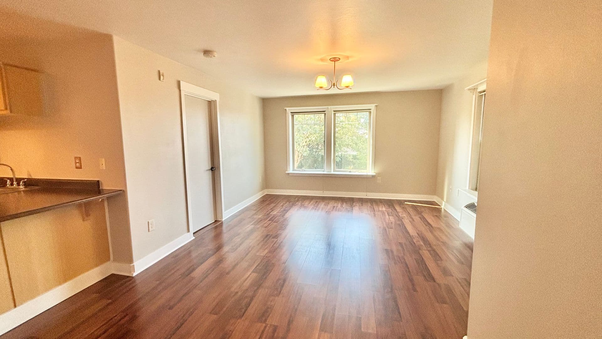 Portland House: 9817 NE Irving St. #216