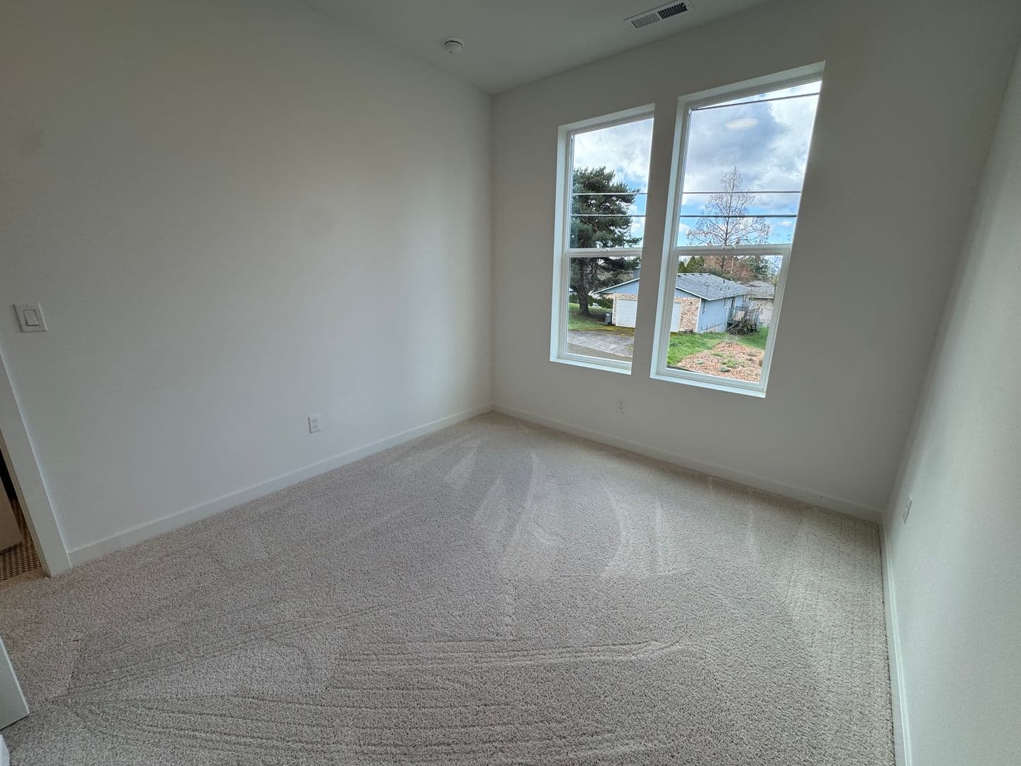 Portland Apartment: 11580 SW 47th Ave.