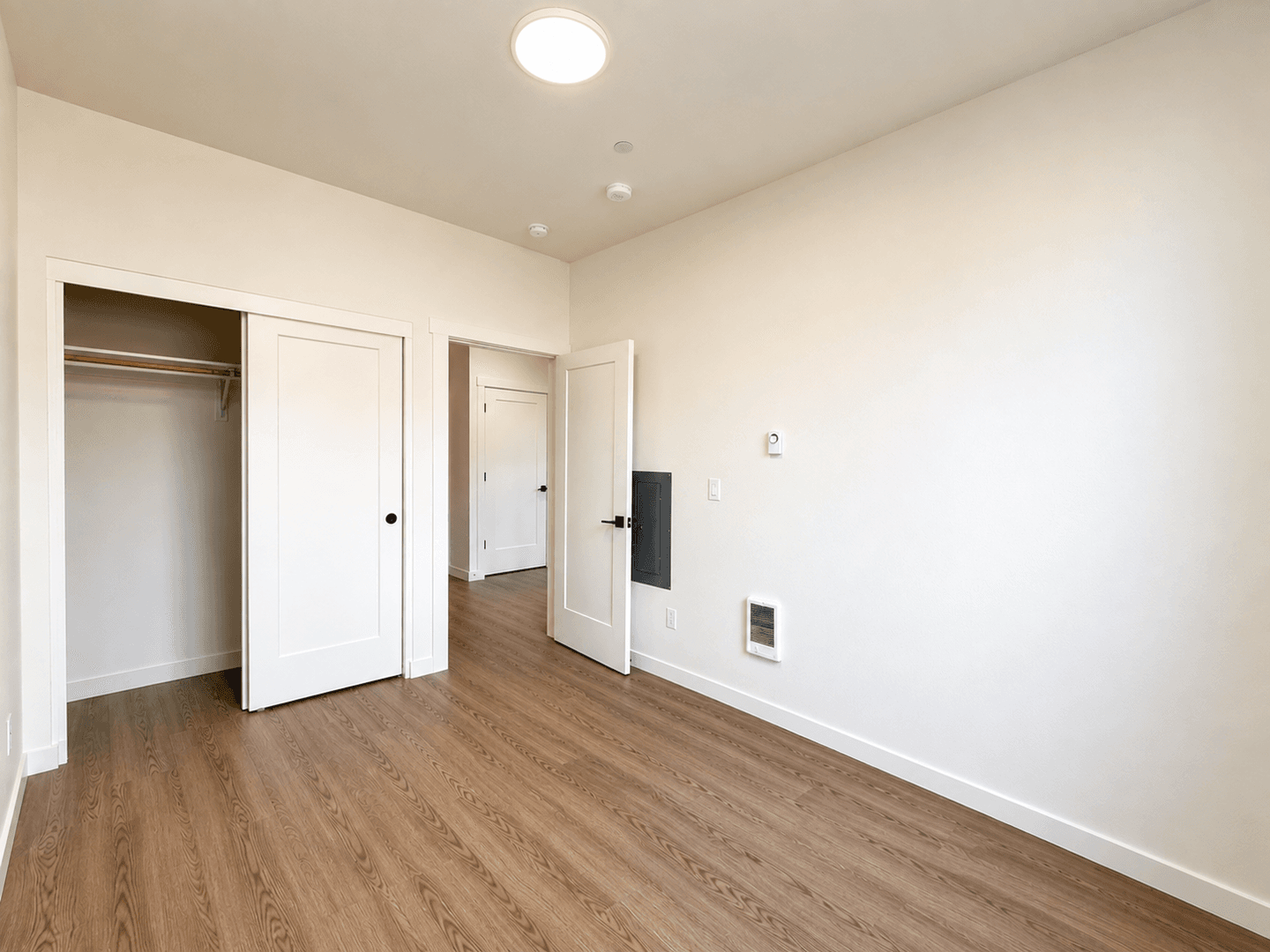 Portland Apartment: 2465 NE Alberta St.