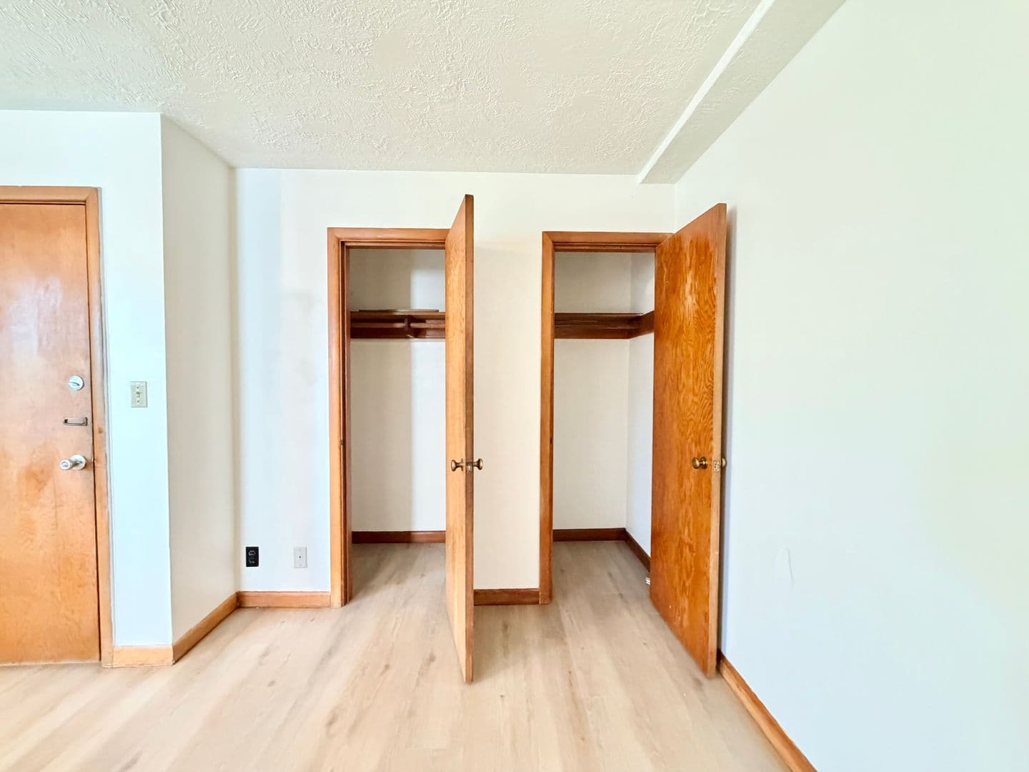 Portland Apartment: 3814-20 SE Francis Street