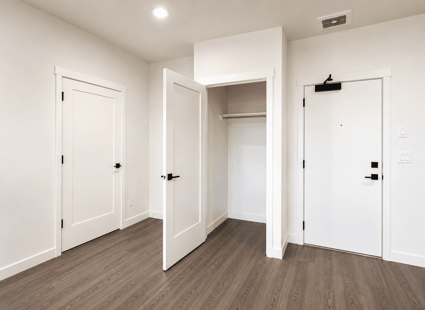 Portland Apartment: 2465 NE Alberta St.