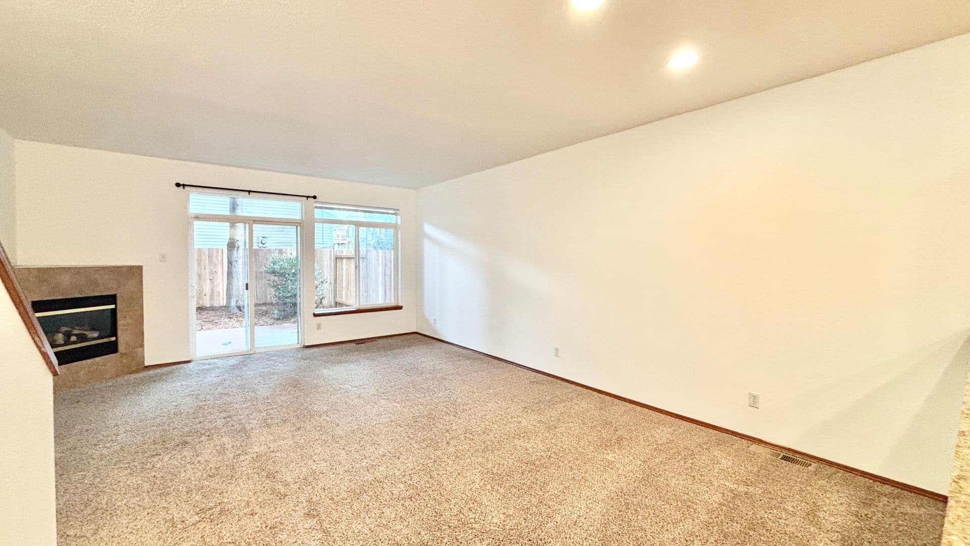 Portland Apartment: 512-528 S. Nebraska St.