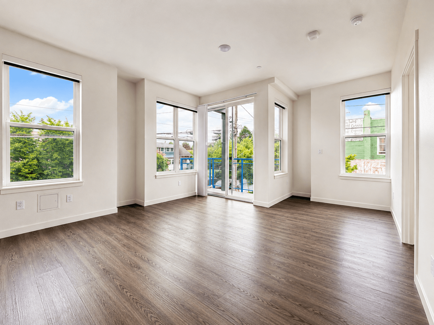Portland Apartment: 2465 NE Alberta St.