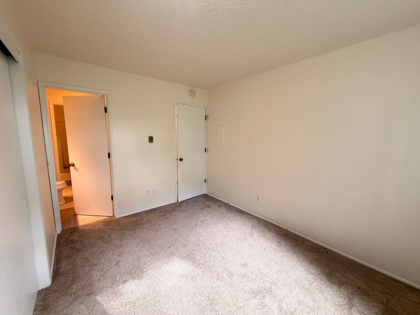 Beaverton Condo: 12078 SW Conestoga Drive