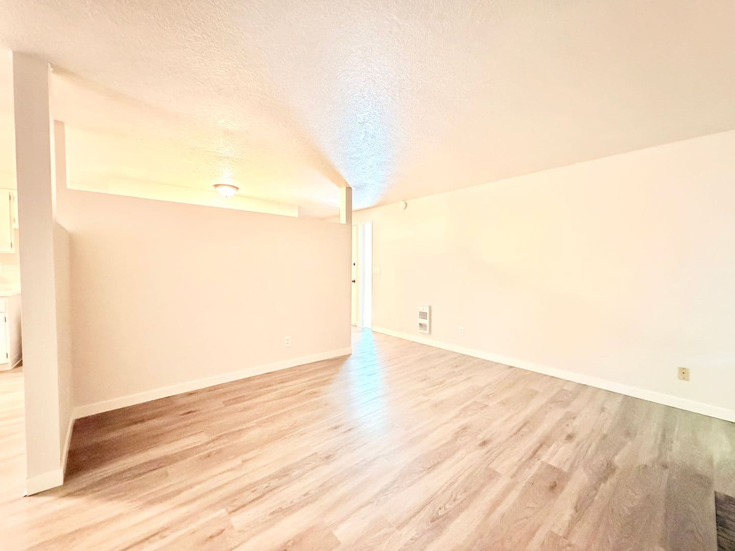 Lake Oswego Apartment: 6951-6957 Montauk Circle