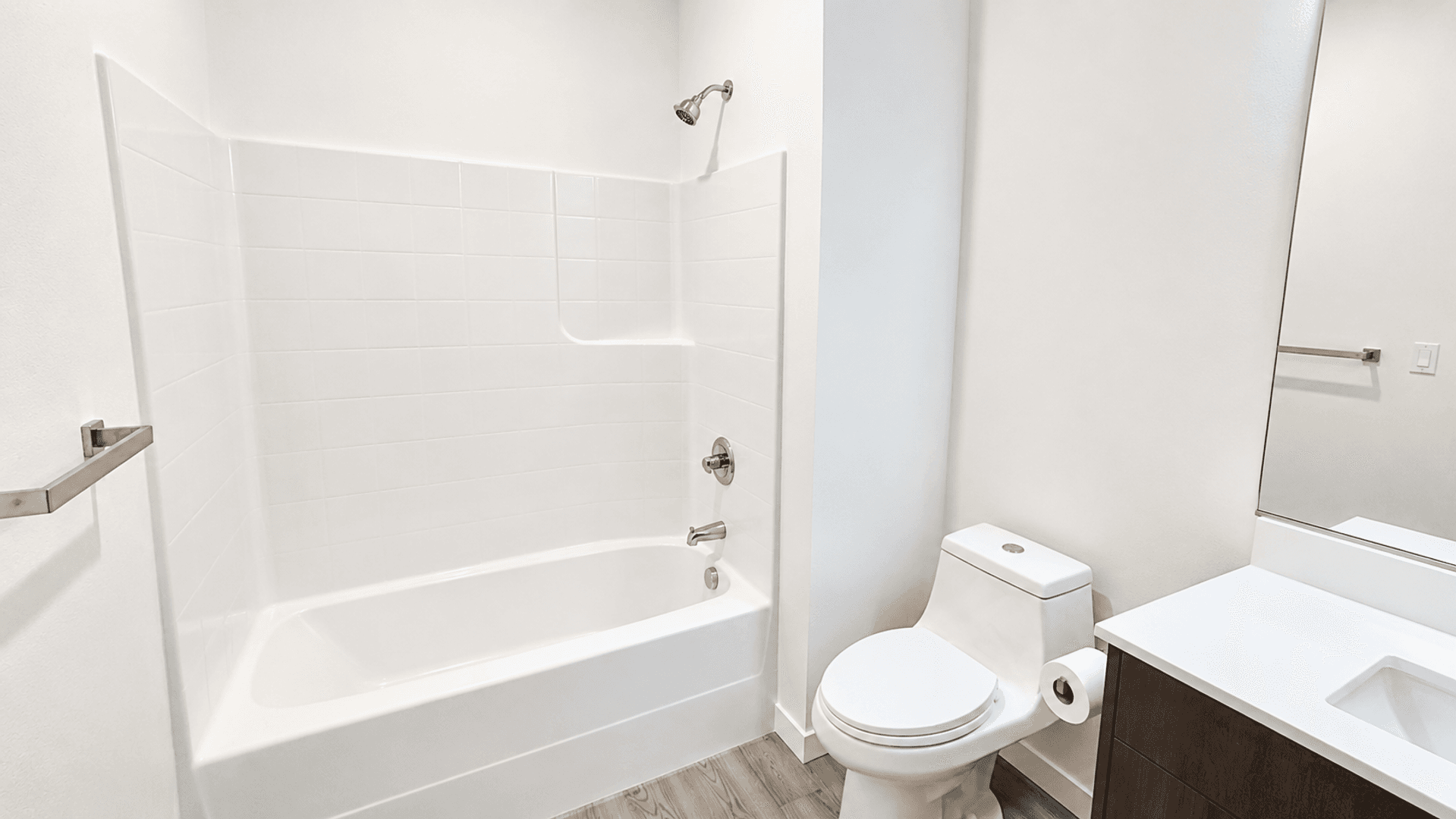 Portland Apartment: 232 NE 61st Ave.