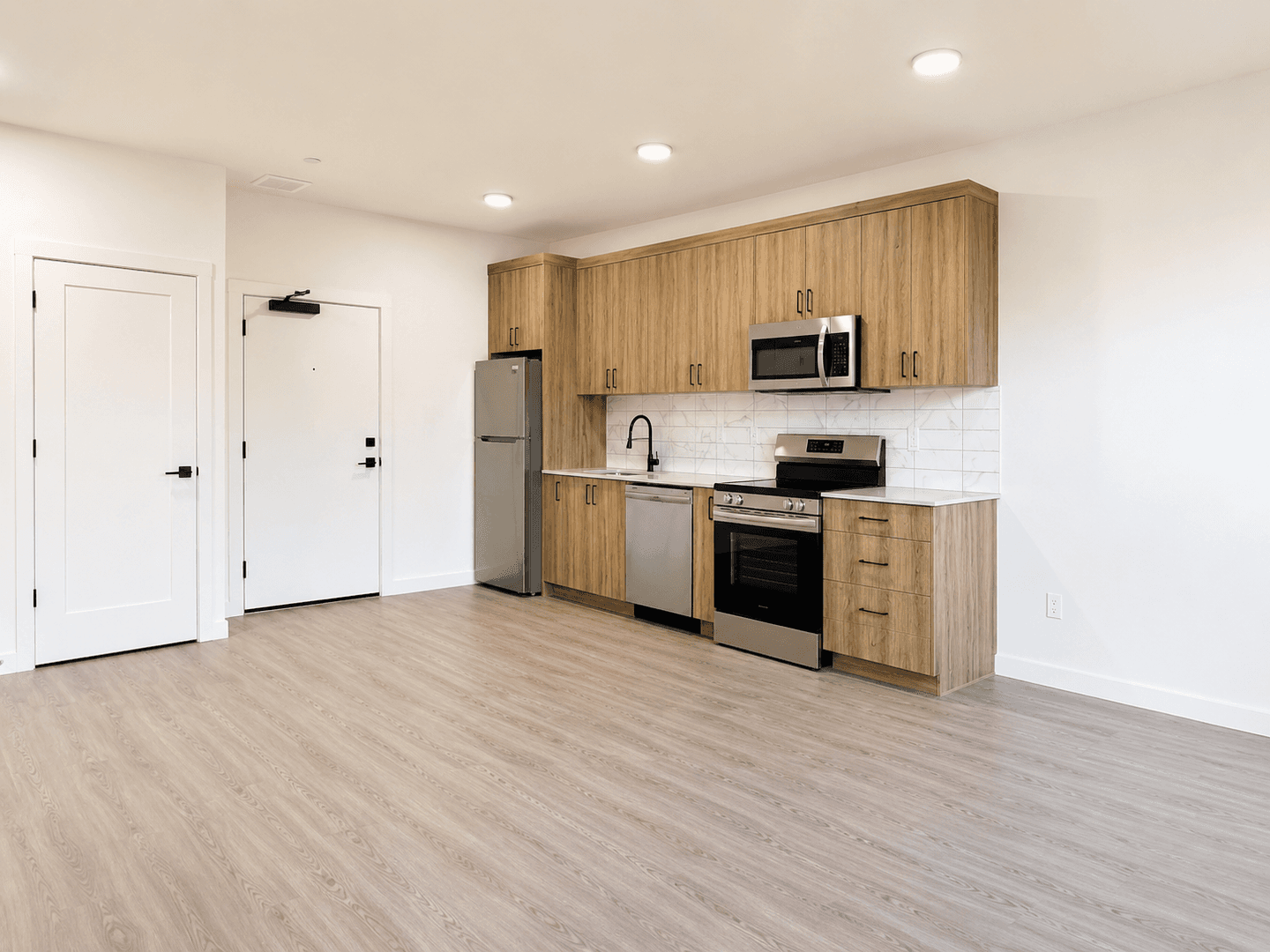 Portland Apartment: 2465 NE Alberta St.