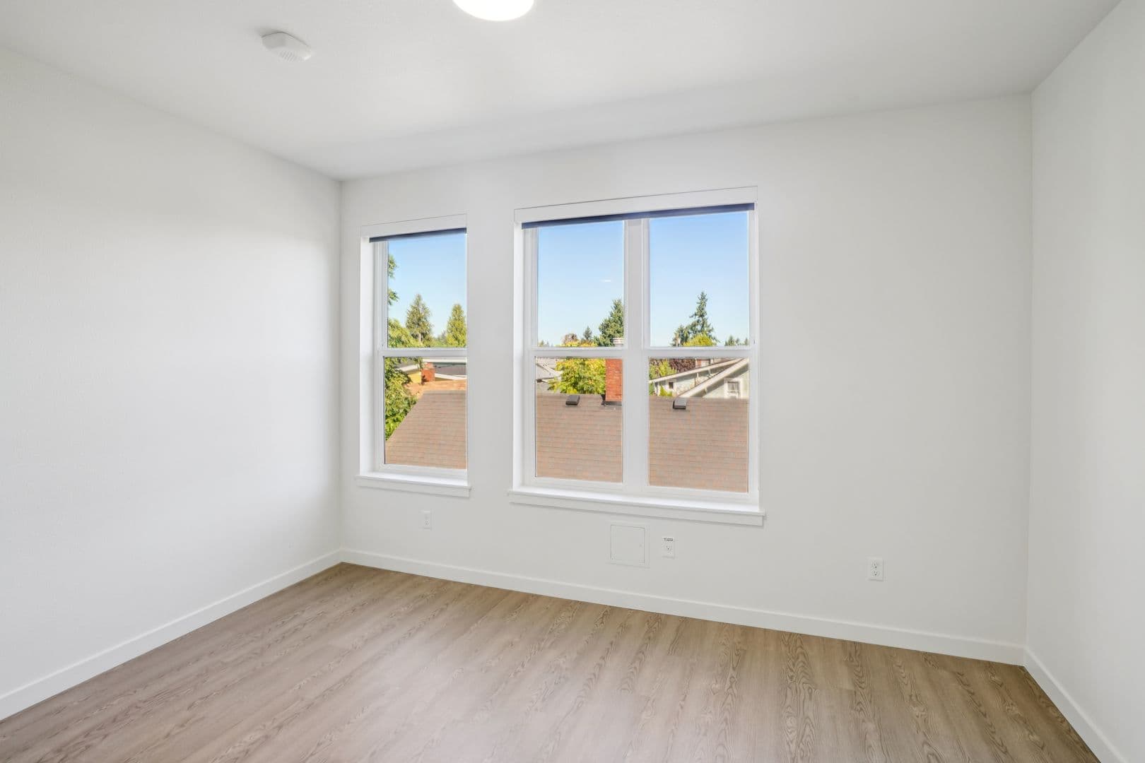 Portland Apartment: 2465 NE Alberta St.