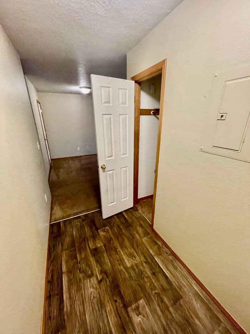 Portland Apartment: 3410-3414 SE 143rd Ave