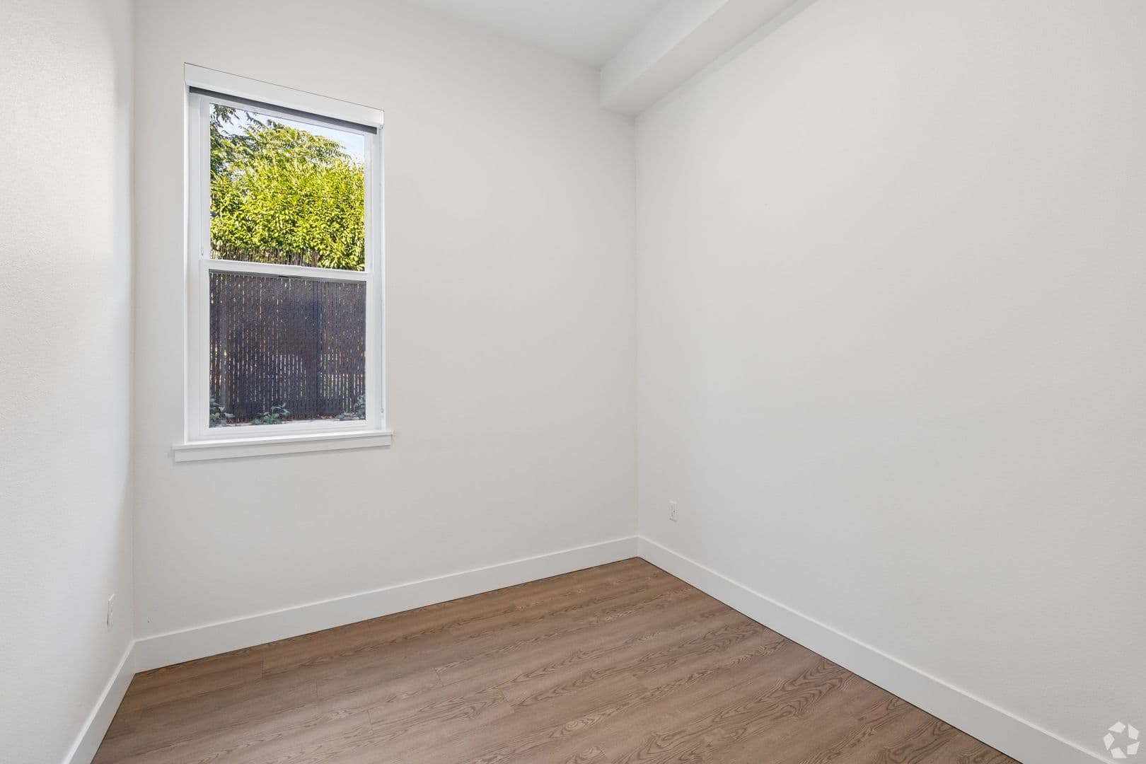 Portland Apartment: 2465 NE Alberta St.