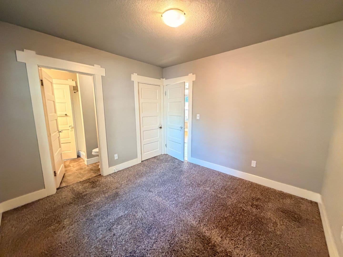 Portland House: 6822 S. Virginia Ave.