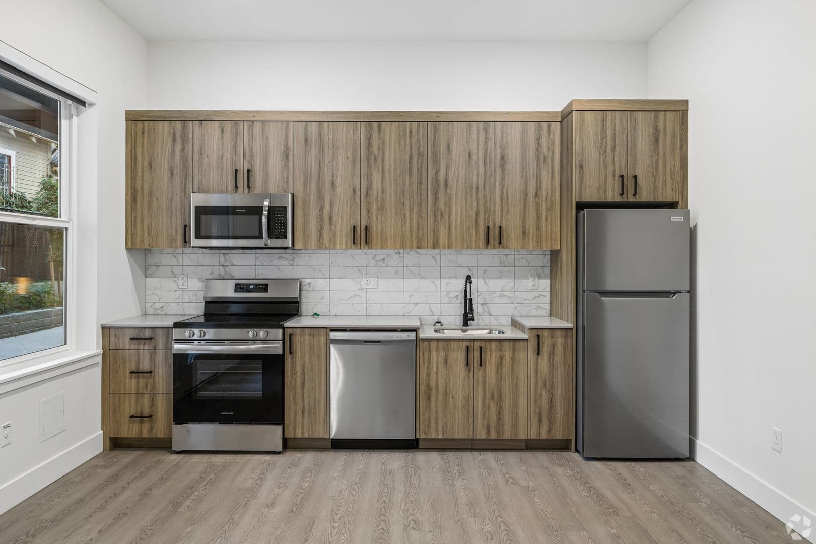 Portland Apartment: 2465 NE Alberta St.