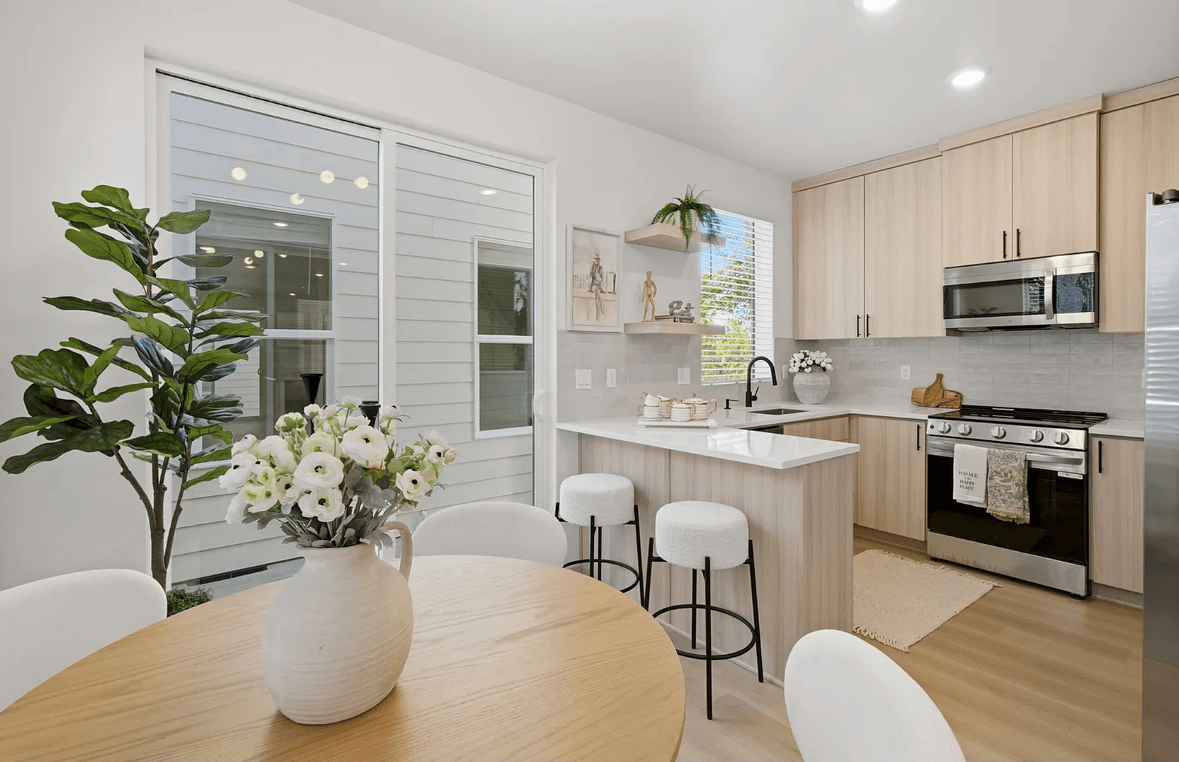 Portland Apartment: 7057 SE 60th Ave.