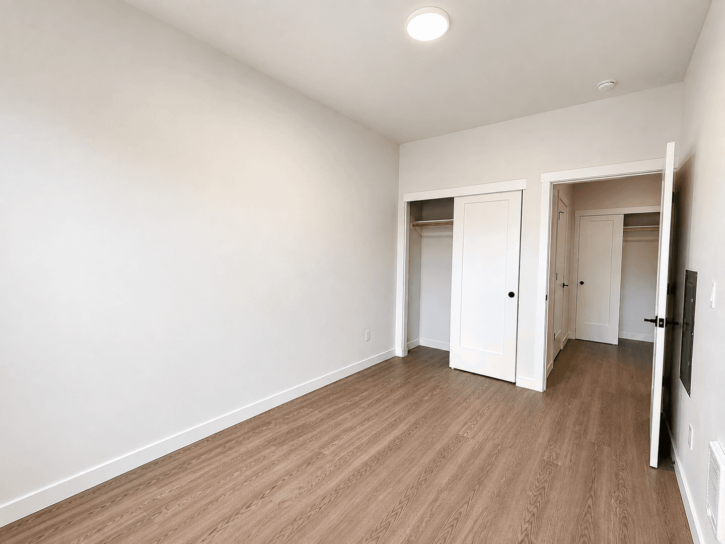 Portland Apartment: 2465 NE Alberta St.